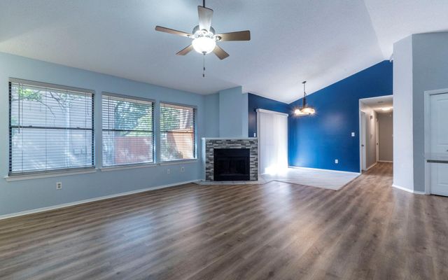 1007 Markham LN B, Austin, TX 78753