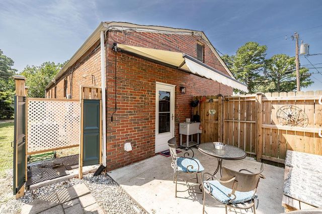 3940 Starboard RD, Chesapeake, VA 23321