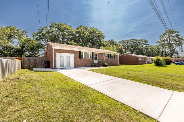 3940 Starboard RD, Chesapeake, VA 23321