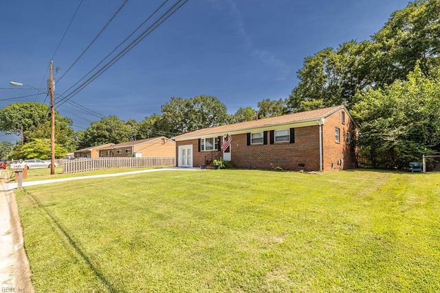 3940 Starboard RD, Chesapeake, VA 23321