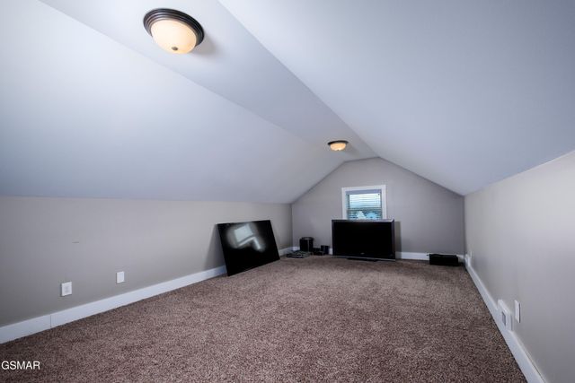 2899 Alden Glenn Court, Sevierville, TN 37876