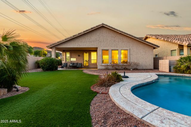 2403 E MOUNTAIN VISTA Drive, Phoenix, AZ 85048