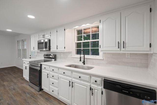 12027 Comanche Trail, Huntsville, AL 35803