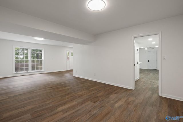 12027 Comanche Trail, Huntsville, AL 35803