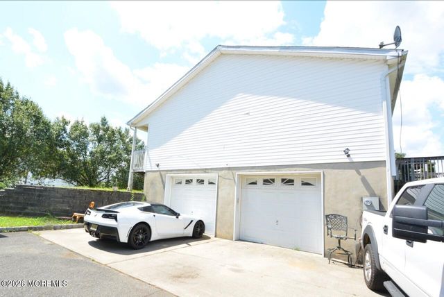 802 Adelphia Road, Freehold, NJ 07728