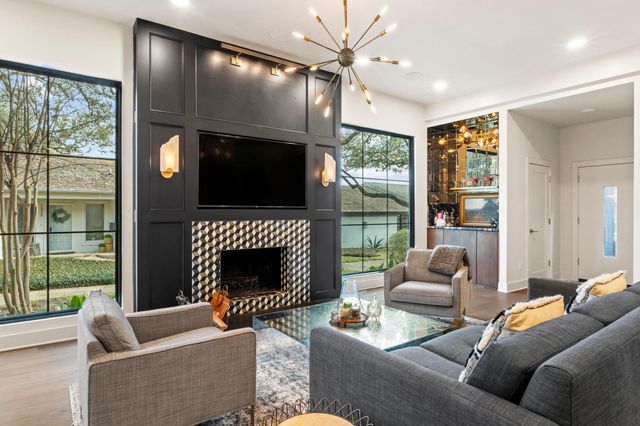 3952 Far West BLVD, Austin, TX 78731