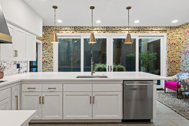 3952 Far West BLVD, Austin, TX 78731
