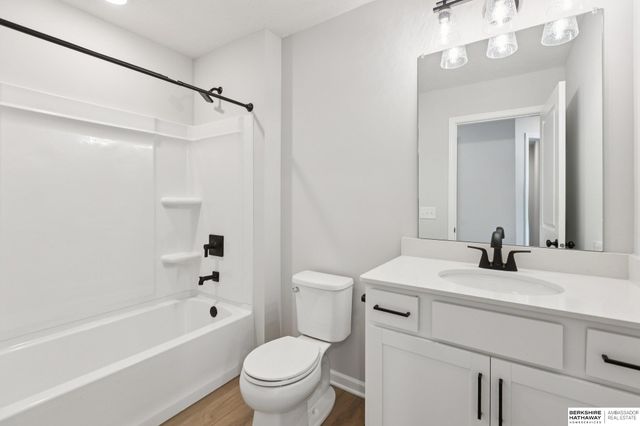 4703 E 21st Avenue, Fremont, NE 68025