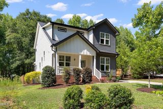 336 W Earp Street, Holly Springs, NC 27540