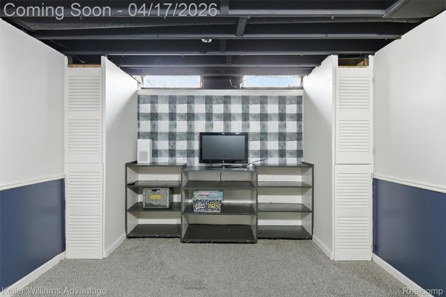 6350 Glastonbury Street, Westland, MI 48185