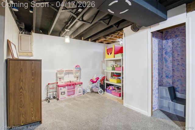 6350 Glastonbury Street, Westland, MI 48185