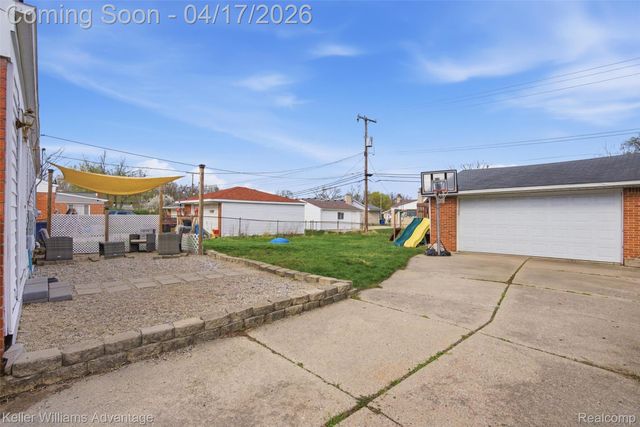 6350 Glastonbury Street, Westland, MI 48185