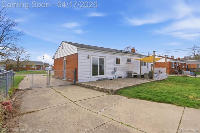 6350 Glastonbury Street, Westland, MI 48185