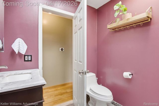 6350 Glastonbury Street, Westland, MI 48185