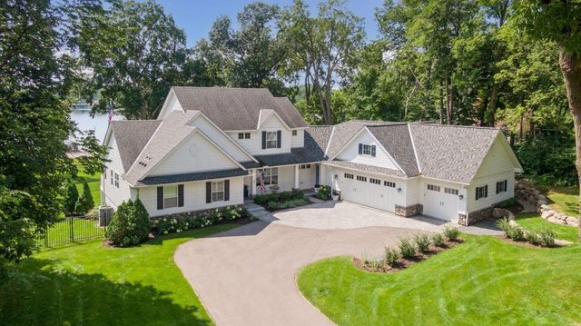 3017 Brooks Lane, Minnetonka Beach, MN 55391