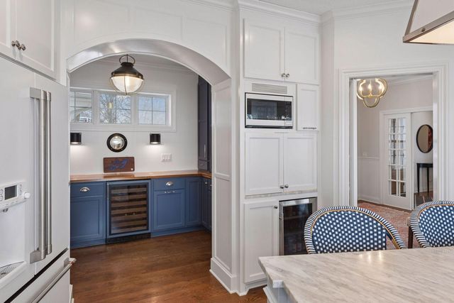 3017 Brooks Lane, Minnetonka Beach, MN 55391