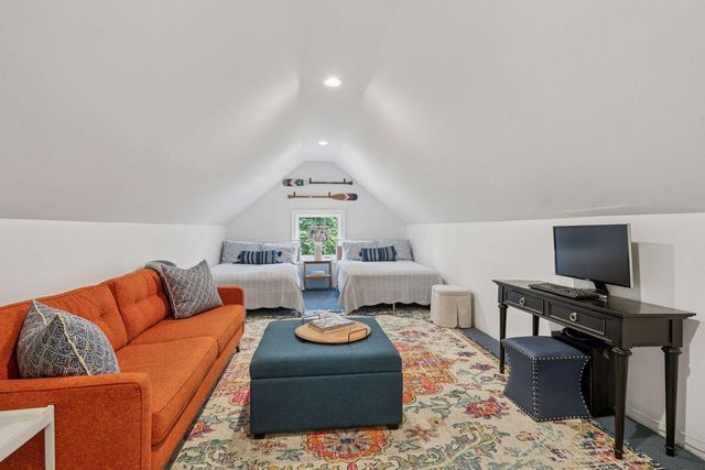 3017 Brooks Lane, Minnetonka Beach, MN 55391