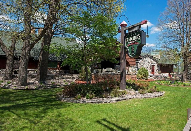 3017 Brooks Lane, Minnetonka Beach, MN 55391