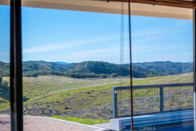 9750 Random Canyon Way, Creston, CA 93432