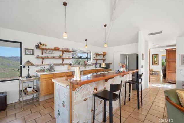 9750 Random Canyon Way, Creston, CA 93432