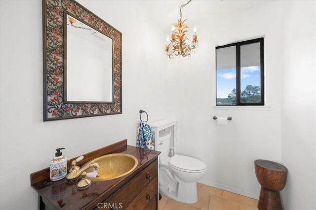 9750 Random Canyon Way, Creston, CA 93432