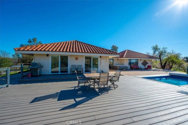 9750 Random Canyon Way, Creston, CA 93432