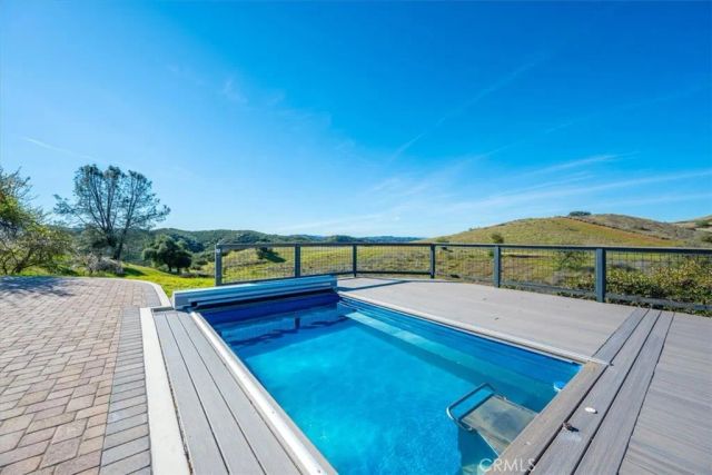 9750 Random Canyon Way, Creston, CA 93432