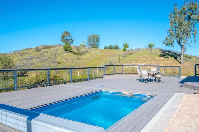 9750 Random Canyon Way, Creston, CA 93432