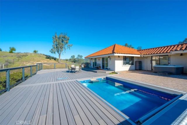 9750 Random Canyon Way, Creston, CA 93432