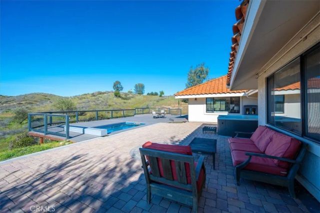 9750 Random Canyon Way, Creston, CA 93432