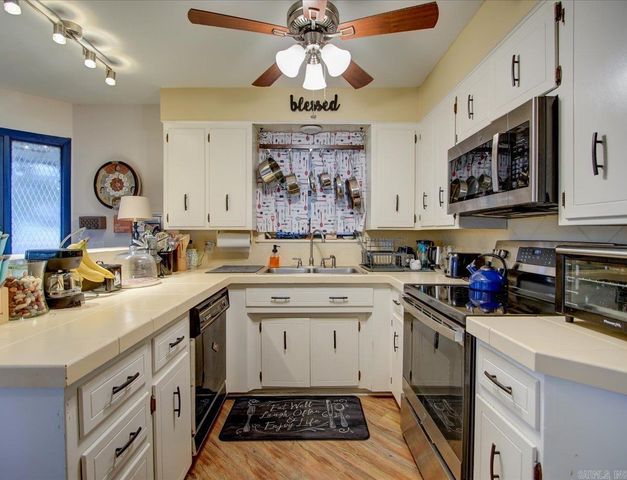 128 Burning Tree Court, Hot Springs, AR 71913