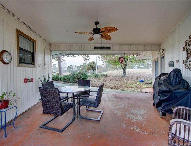 128 Burning Tree Court, Hot Springs, AR 71913