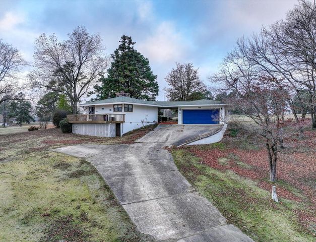 128 Burning Tree Court, Hot Springs, AR 71913