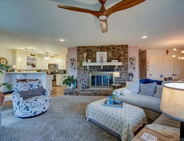 128 Burning Tree Court, Hot Springs, AR 71913