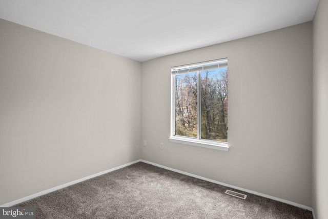 8113 WOODED GLEN CT, Ellicott City, MD 21043