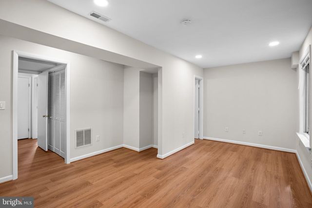 8113 WOODED GLEN CT, Ellicott City, MD 21043