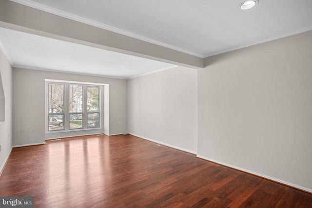 8113 WOODED GLEN CT, Ellicott City, MD 21043