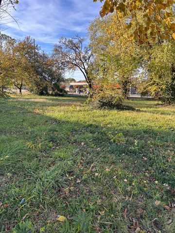 702 S Mckinley Avenue, Joplin, MO 64801