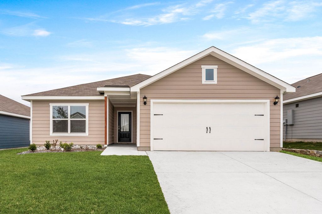 10105 Throttle Lane, Fort Worth, TX 76131