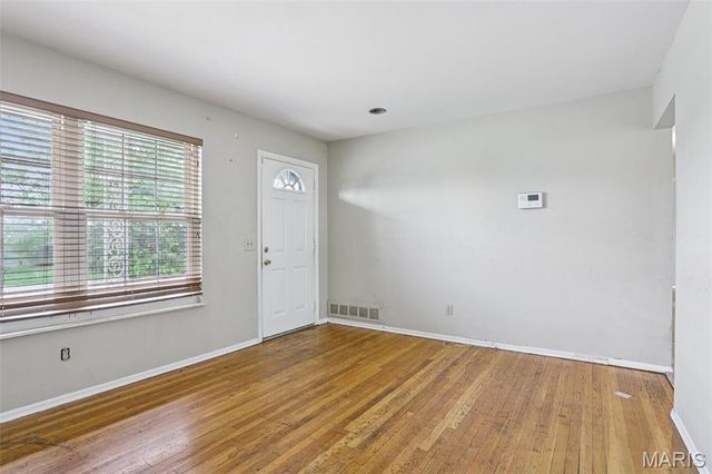 3219 Milissa Lane, St Louis, MO 63125