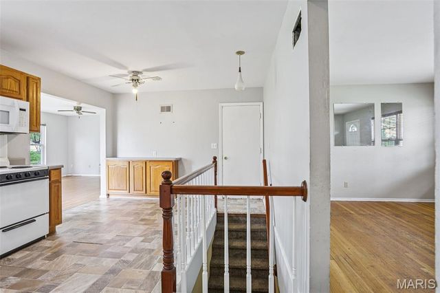 3219 Milissa Lane, St Louis, MO 63125