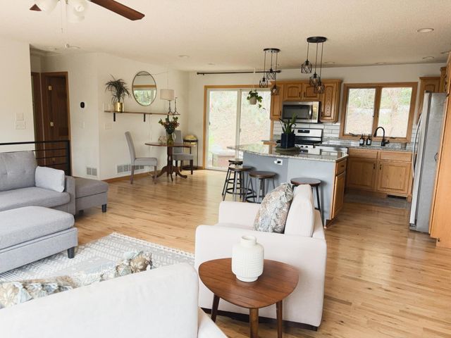 16303 Division Street, Lakeland, MN 55043