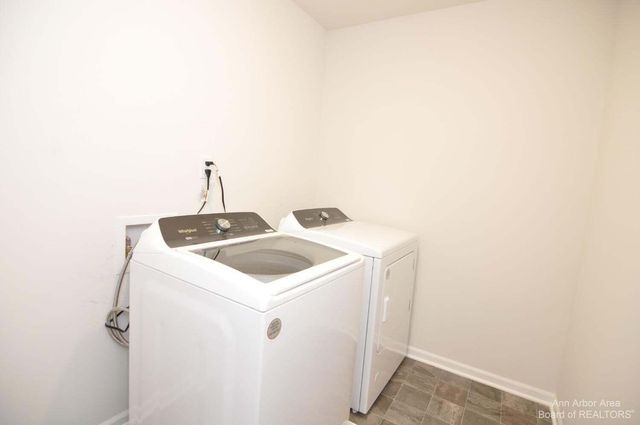 1104 Salt Springs Drive, Saline, MI 48176
