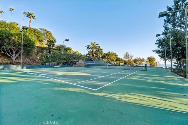 17350 W Sunset 202, Pacific Palisades, CA 90272
