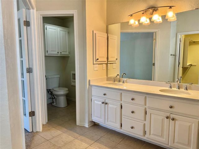 1913 Lois Lynn Lane, Edmond, OK 73003