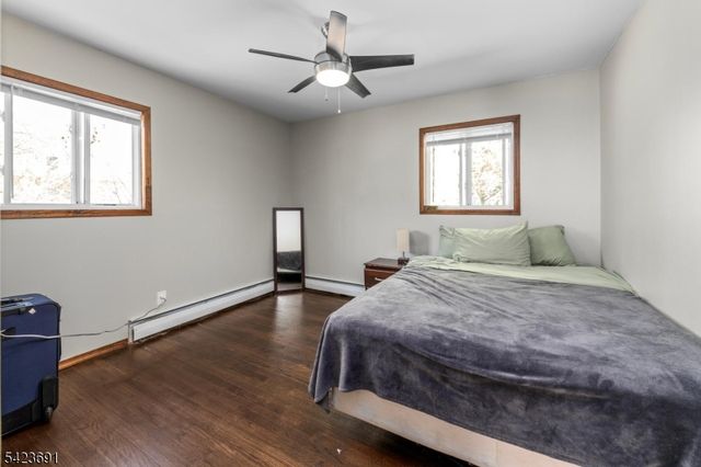 12 Mary Ann Rd, Jefferson Twp., NJ 07438