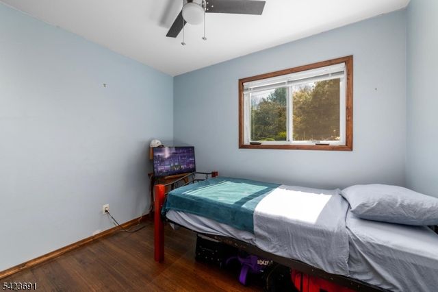 12 Mary Ann Rd, Jefferson Twp., NJ 07438