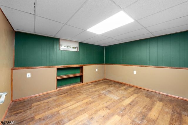 12 Mary Ann Rd, Jefferson Twp., NJ 07438