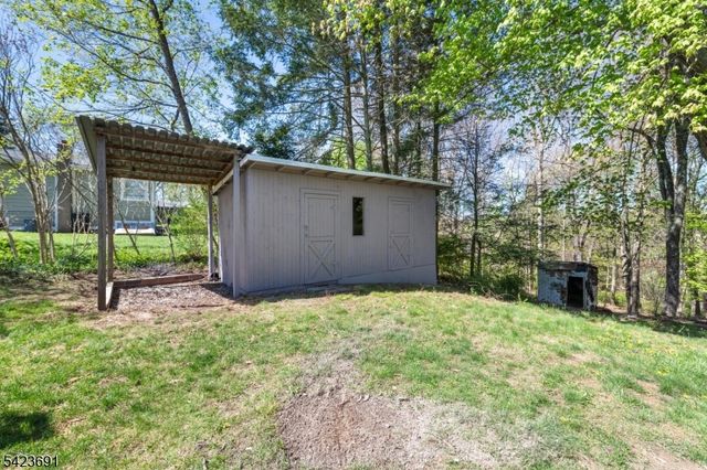 12 Mary Ann Rd, Jefferson Twp., NJ 07438