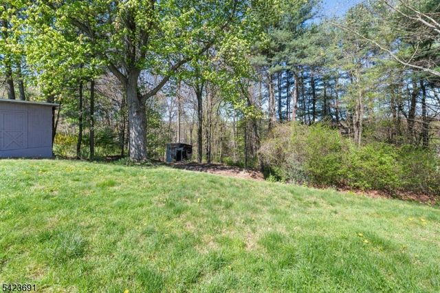 12 Mary Ann Rd, Jefferson Twp., NJ 07438